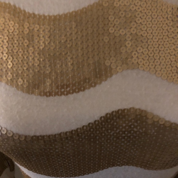 Women’s gold backless sequin dress - Picture 5 of 5